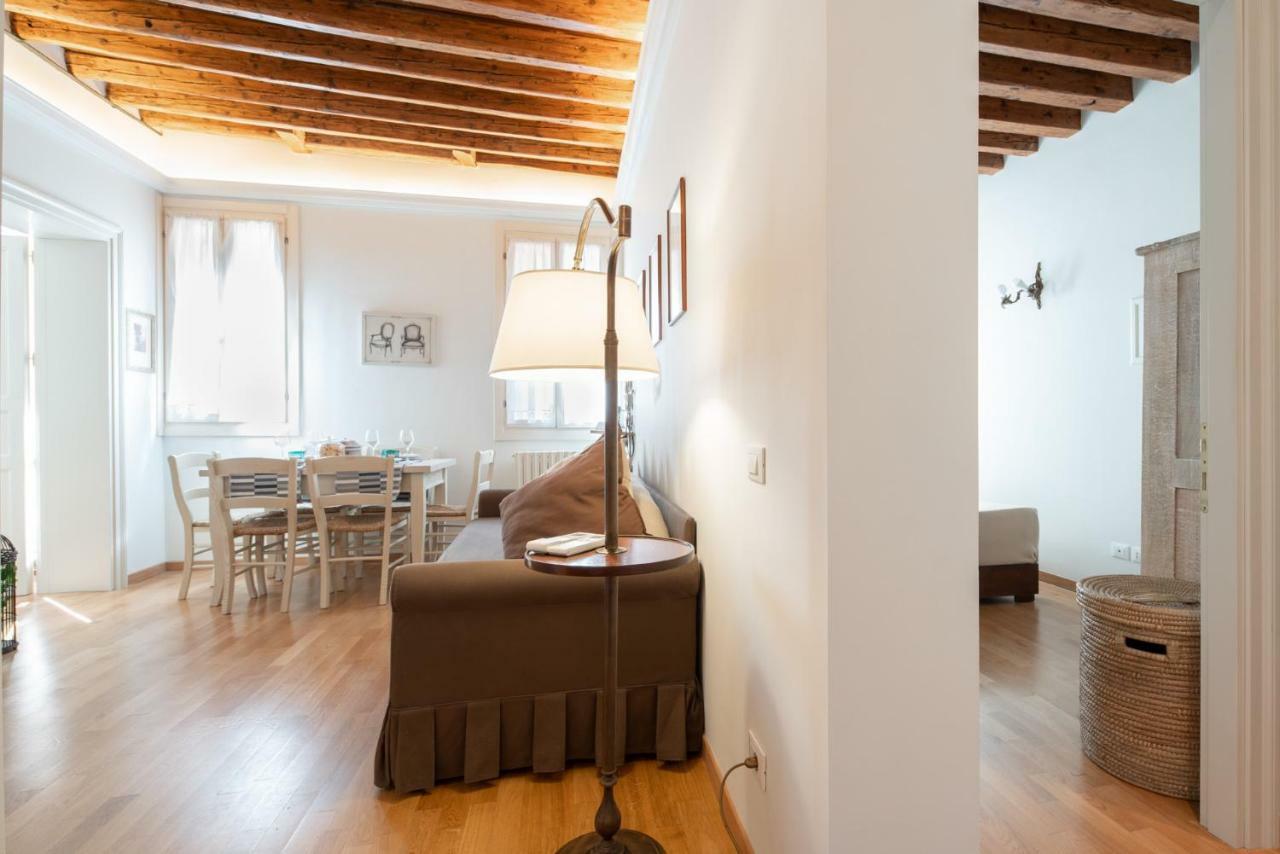 Casa Claudia Ai Frari Apartment Venice Exterior photo